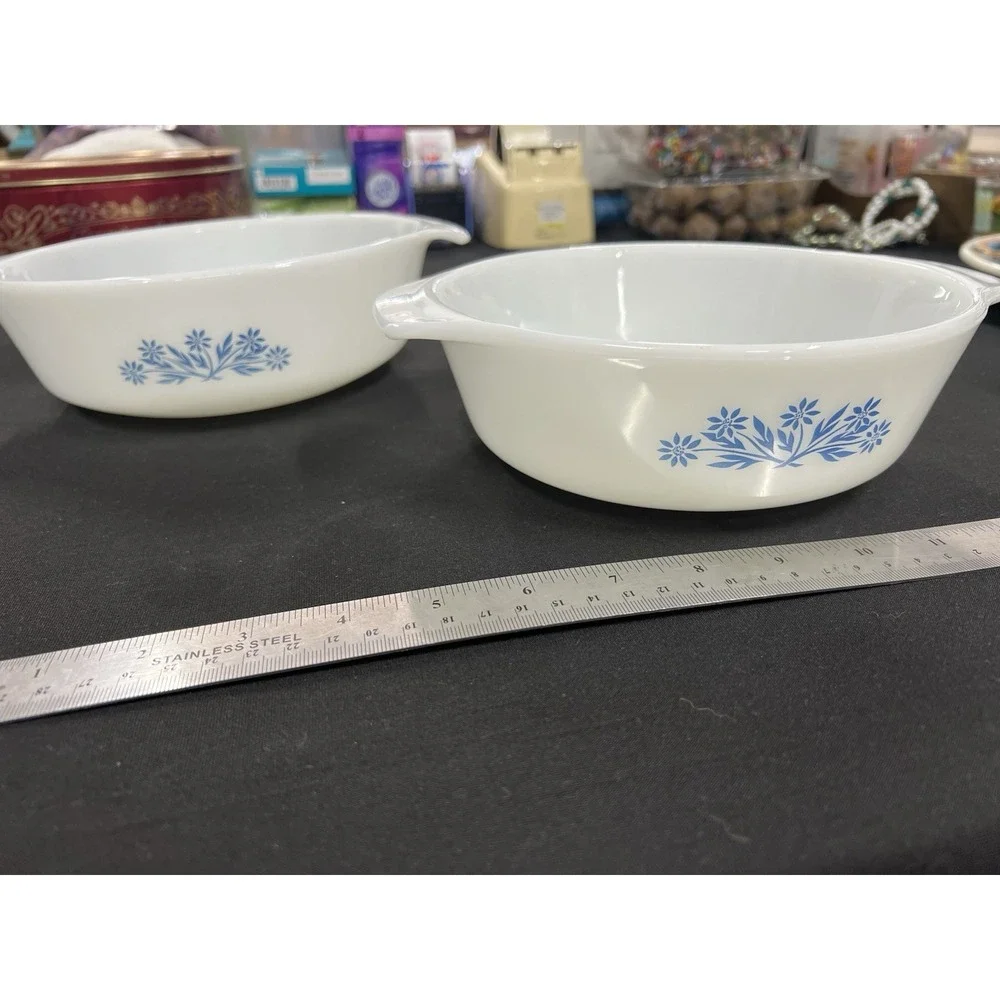 Set Of 2‎ Vintage Anchor Hocking Fire King Corn Flowers 1qt. 1.5 Qt Casserole